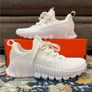 Size 9 - Nike Women’s Free Metcon 6 “Platinum Tint”
